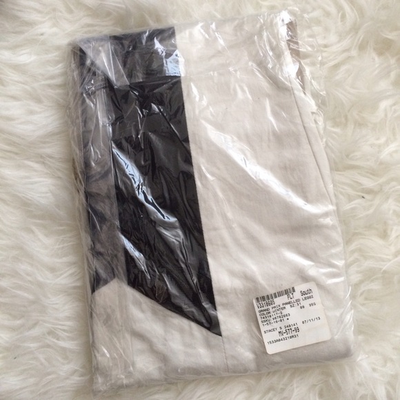 rag & bone Jeans - rag & bone Grand Prix Paneled Leggings rag & bone Jeans - rag & bone Grand Prix Paneled Leggings