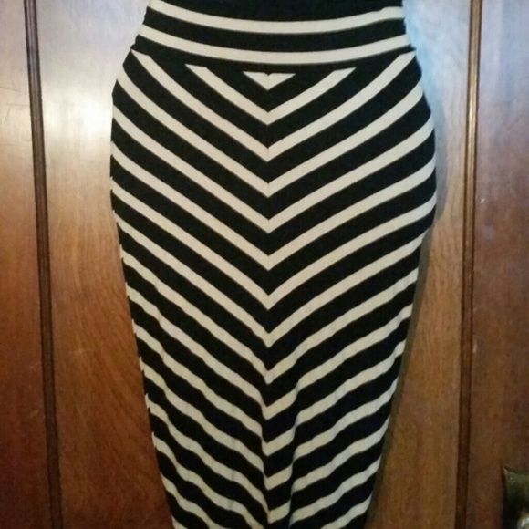 Black & Tan Pencil Skirt