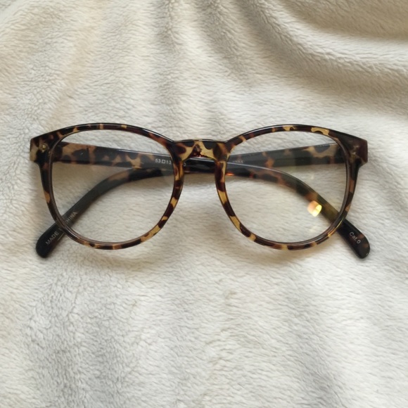 Cheetah print sunglasses