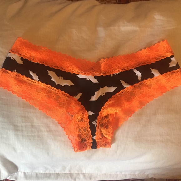 VS pink Halloween underwear