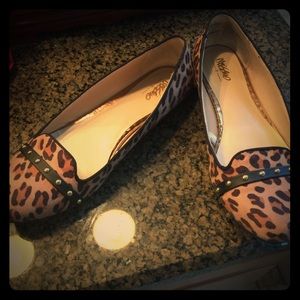 Leopard flats