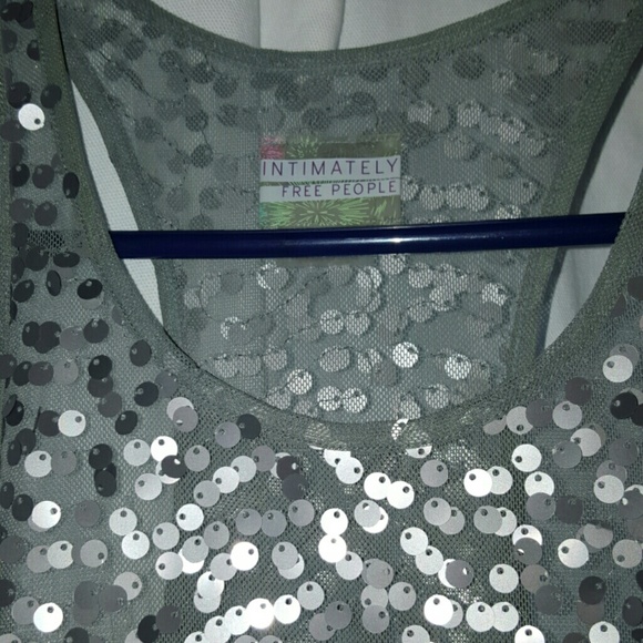 Tank - Picture 3 of 3