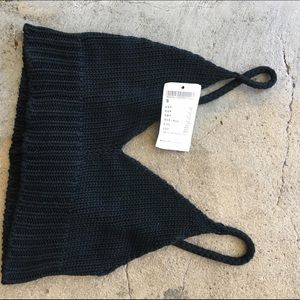 Brandy Melville knitted black top
