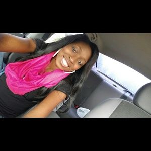 Meet your Posher, April