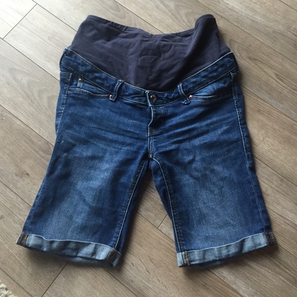 H&M denim maternity shorts