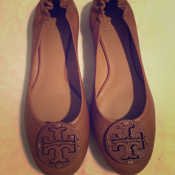 Tory Burch Reva Tumbled Leather Tan Sz 11M