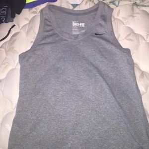 Nike tank