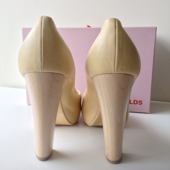 Eileen Shields Shoes - Eileen Shields Pearl Nappa Pumps Eileen Shields Shoes - Eileen Shields Pearl Nappa Pumps