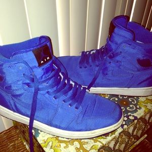 Air Jordan retro 1's