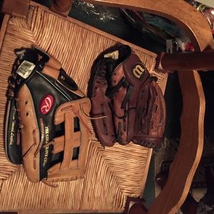 Baseball gloves