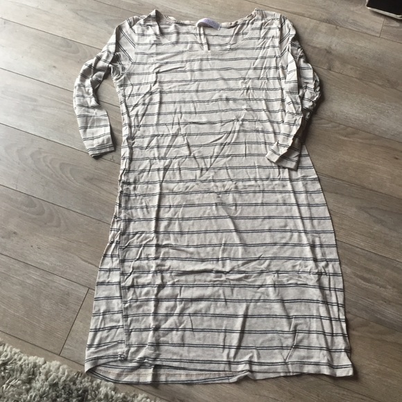 PinkBlush Maternity 3/4 Sleeve top