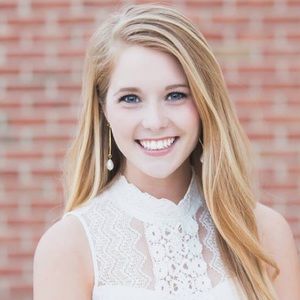 Meet your Posher, Anna