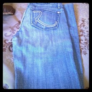 R & R jeans.