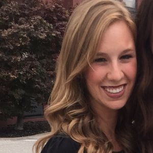 Meet your Posher, Whitney