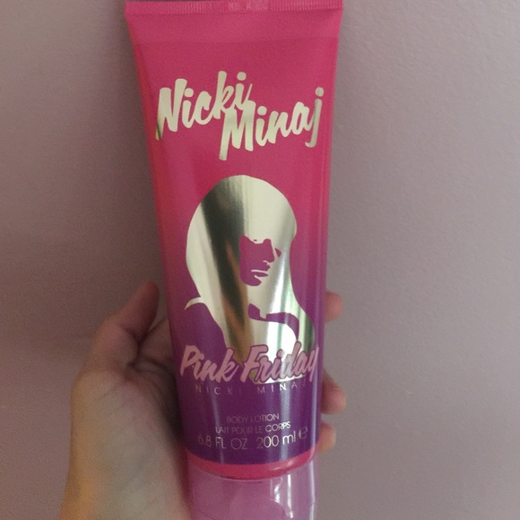 Nicki body lotion