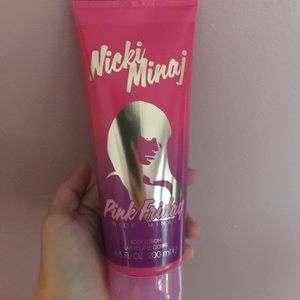Nicki body lotion