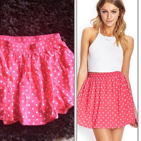 Nwot Pink polka dot skirt