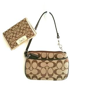 Coach wristlet and credit card holder