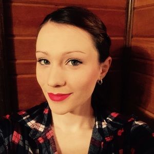 Meet your Posher, Amber