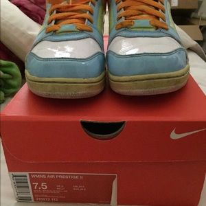 Women's Nike Air Prestige II