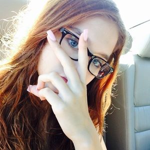 Meet your Posher, Jillian