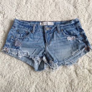 Sent to GoodWill. Abercrombie & Fitch Shorts