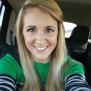 Meet your Posher, Stephanie