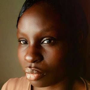 Meet your Posher, Connie