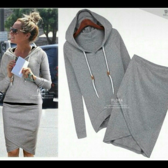 Comfy skirt with sweatshirt set