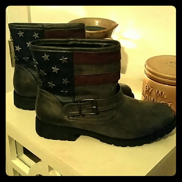 Charlotte Russe American Boots