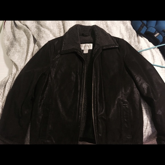 🎀SOLD🎀Leather shearling style bomber jacket