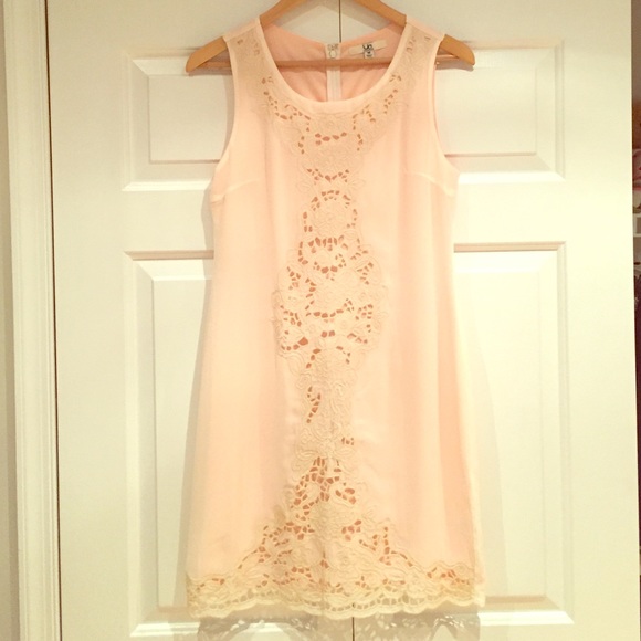 Ya Los Angeles  Dresses & Skirts - NWT Shift Dress by Ya Los Angeles