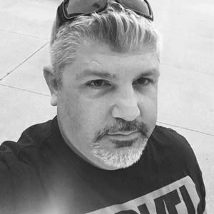 Meet your Posher, Victor