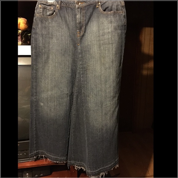 JcPenney denim skirt size 14