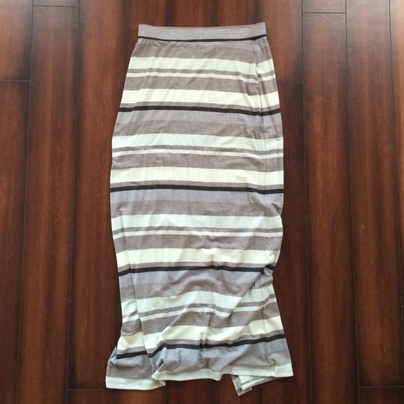 Maxi skirt