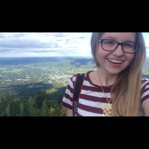 Meet your Posher, Sarah