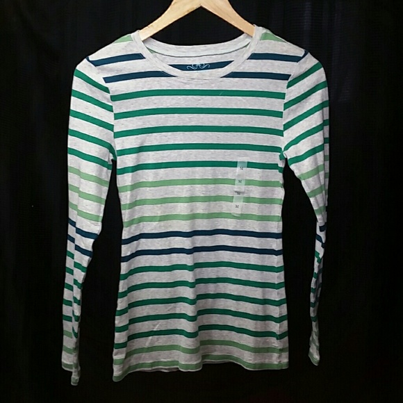 Old Navy Tops - Old navy, long sleeve tshirt.