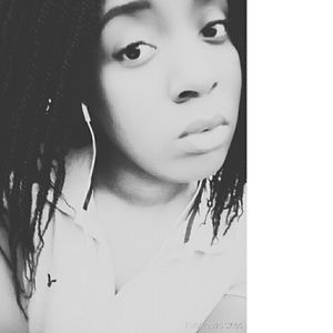 Meet your Posher, Melanie