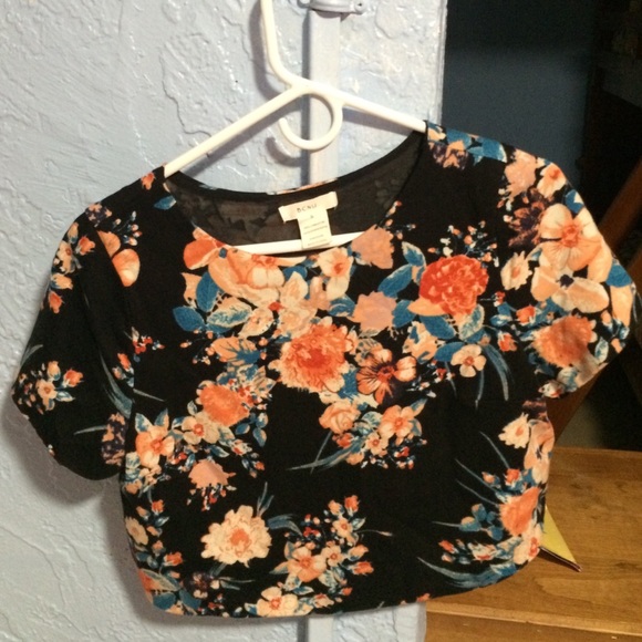 Crop top worn once