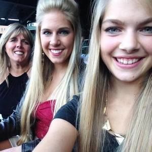 Meet your Posher, Deborah