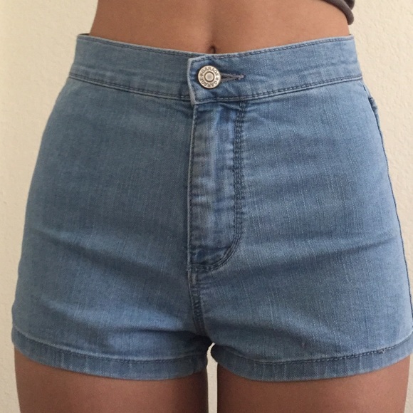 High-waisted Roller Shorts from Garage Apparel - Picture 2 of 3