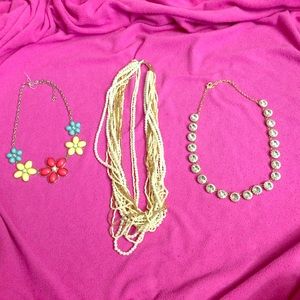 Statement necklaces !! ✨