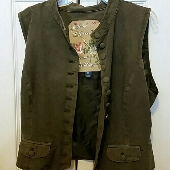 Smooth Brown Button Vest