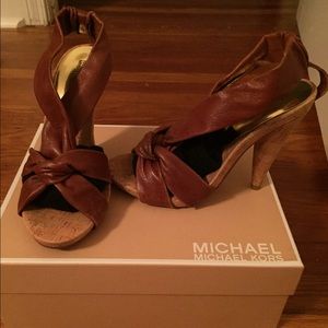 Micheal Kors tan high heels