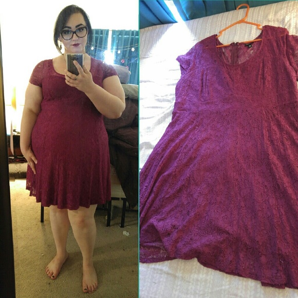 Torrid Size 2 Fuschia Lace dress