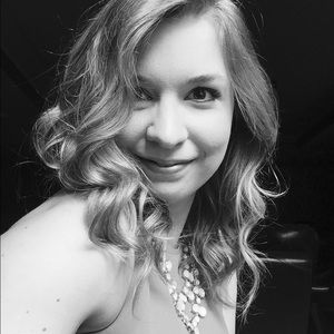 Meet your Posher, Abby