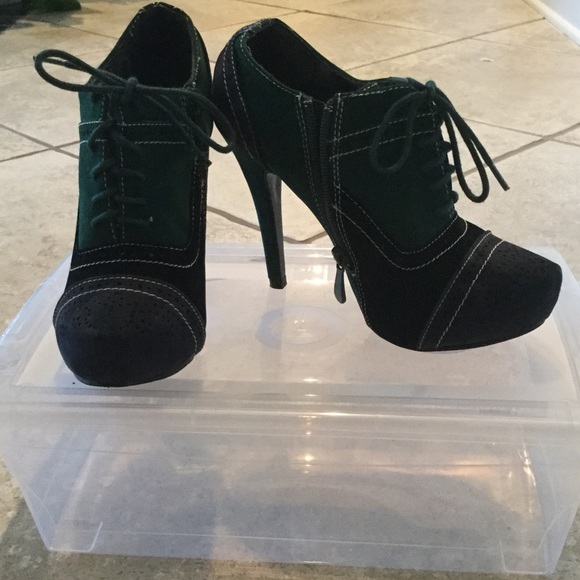 Bossy boutique ankle boots