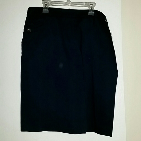 Navy skirt
