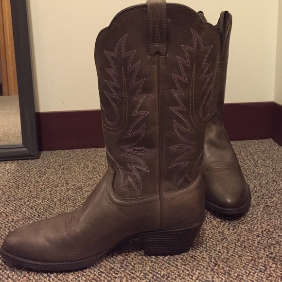 ARIAT Cowgirl boots - Picture 3 of 4