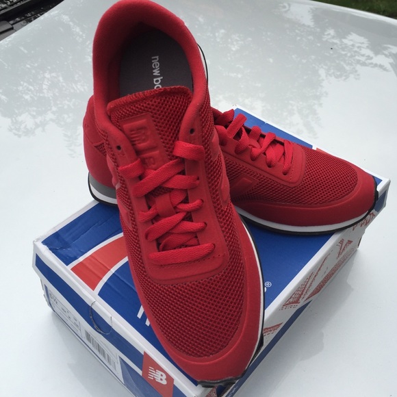 New Balance Shoes - Exclusive New Balance 410 Sneakers